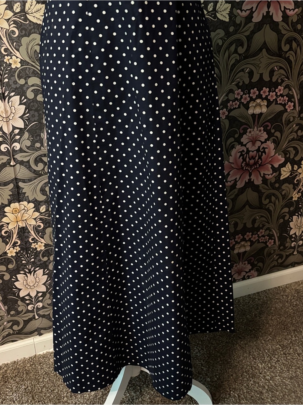 Land’s End size 8 navy polka dot halter dress - Picture 3 of 6